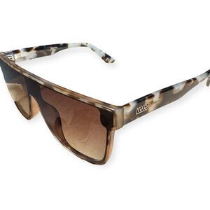 Wear Me Pro Tortoise Brown Sunglasses Britton Oversized Shield Frames Retro